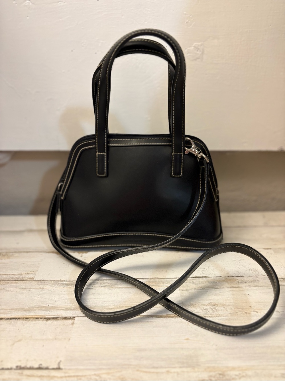 Jones New York Black Top-Handle Shoulder Bag with Contrast Stitching